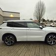 2024 Mitsubishi Outlander thumbnail image 5