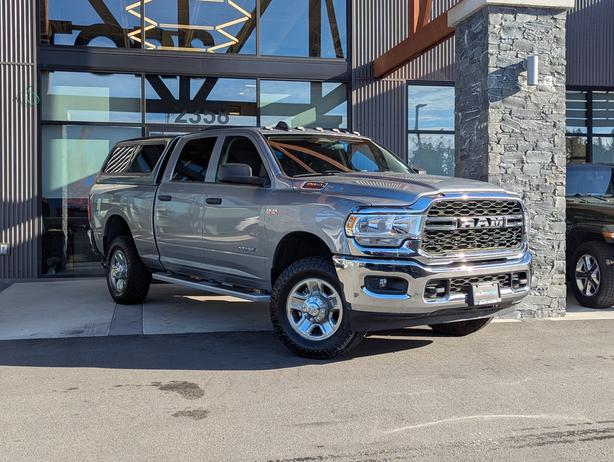 2019 Ram 2500 Tradesman - 6.4L V8, Crew Cab, Mid Bed, 4x4 image 3