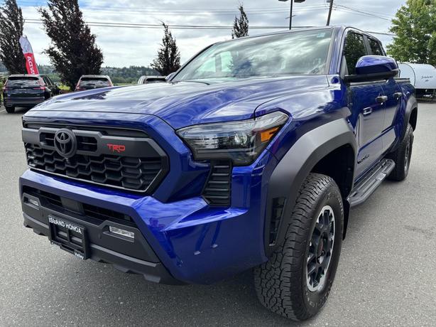 2024 Toyota Tacoma Trd Off Road image 3