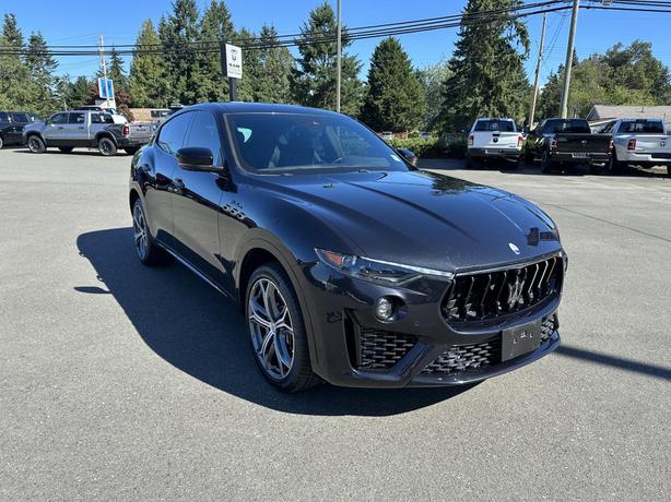 2022 Maserati Levante Modena image 8