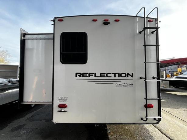 2021 Grand Design Reflection 311BHS 31 Foot Fifth Wheel Trailer with 4 Slides Ou image 8