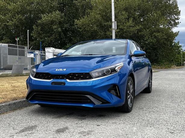 2023 Kia Forte GT-Line FWD with Heated Seats and Wireless Charger image 4