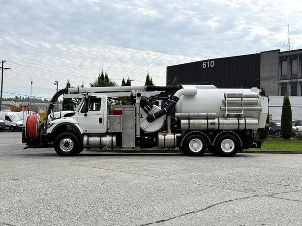 2014 International 7500 Diesel 6x4 Vactor 2100 Series Vacuum Truck with John Dee image 6