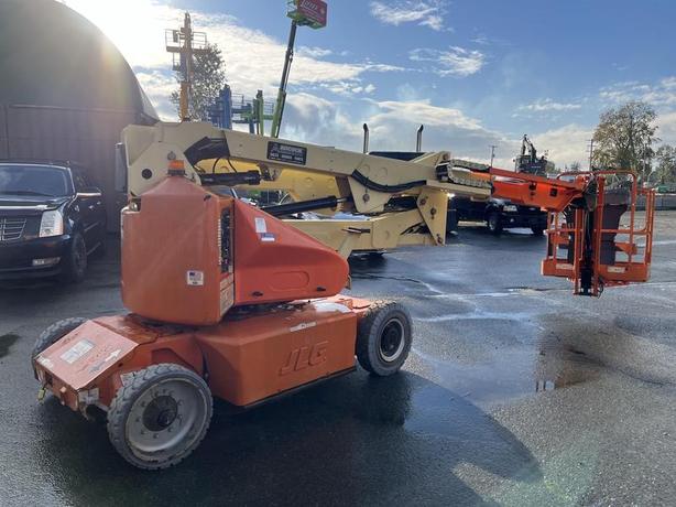 2012 JLG E400AJFN Boom Lift Electric image 7