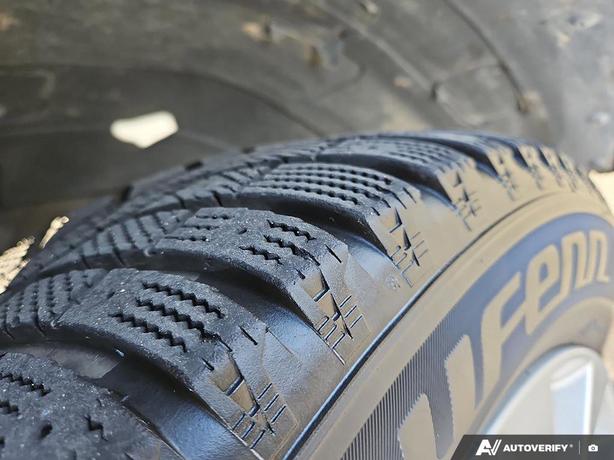 2021 Hyundai Tucson Preferred AWD | Heated Seats! image 7