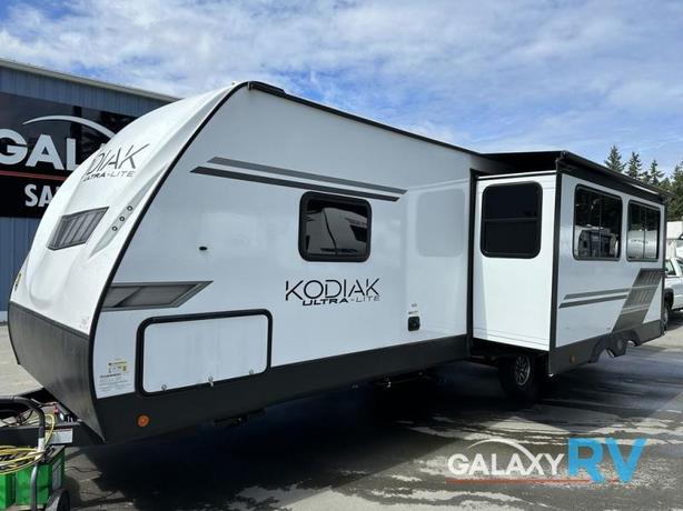 Used 2023 Dutchmen RV Kodiak Ultra-Lite 296BHSL image 7