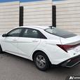 2025 Hyundai Elantra Essential thumbnail image 4