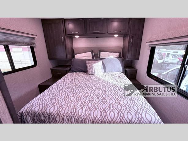 Used 2022 Coachmen RV Pursuit 27XPS image 6