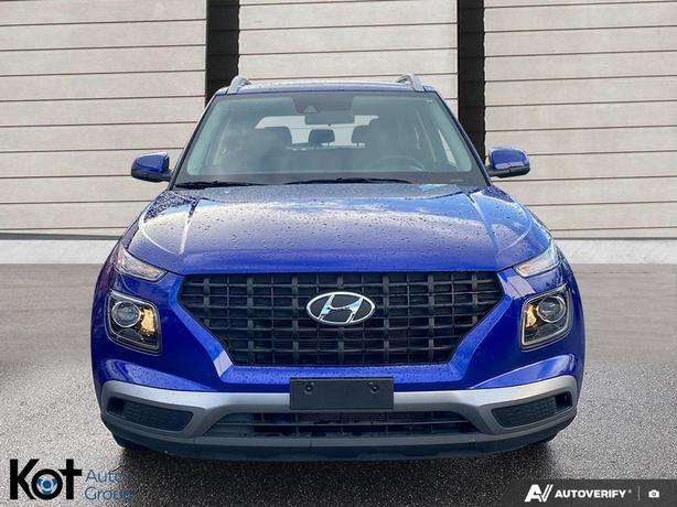 2022 Hyundai Venue Preferred HEATED SEATS & STEERING WHEEL! TOUCH-SCREEN DISPLAY image 2