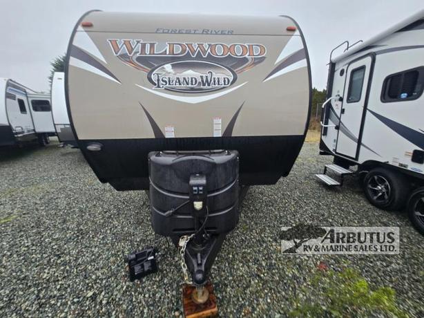 Used 2017 Forest River RV Wildwood 27DBK image 2