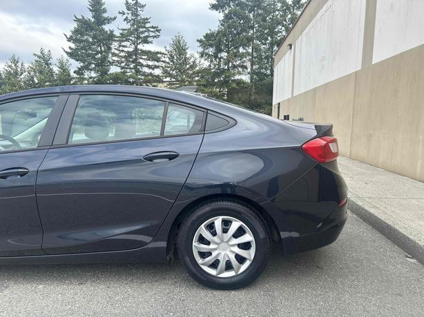 2016 Chevrolet Cruze image 8