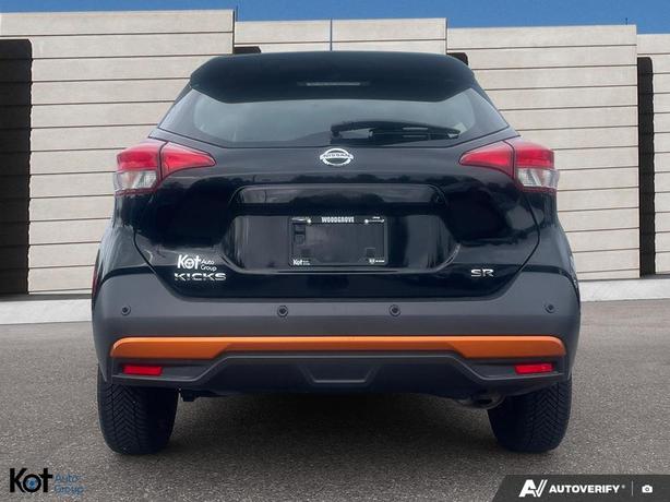 2020 Nissan Kicks SR image 5