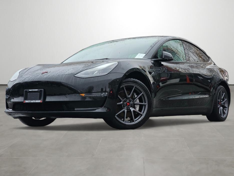 2023 Tesla Model 3 - Local BC, Black Leather Interior display photo
