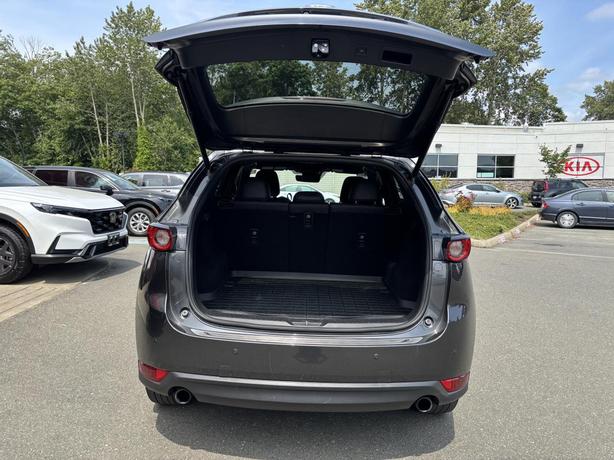 2021 Mazda CX-5 Signature image 7