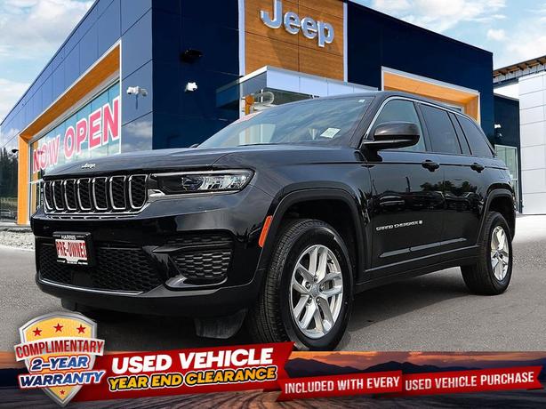 2024 Jeep Grand Cherokee Laredo 4x4 Sport Utility | One Owner | No Reported Acci image 1