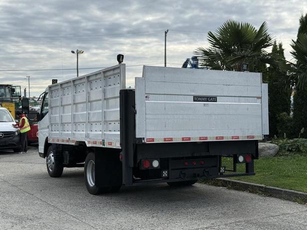 2014 Mitsubishi Fuso FE Flat Deck High Rail with Tommy Power Tailgate Diesel image 8