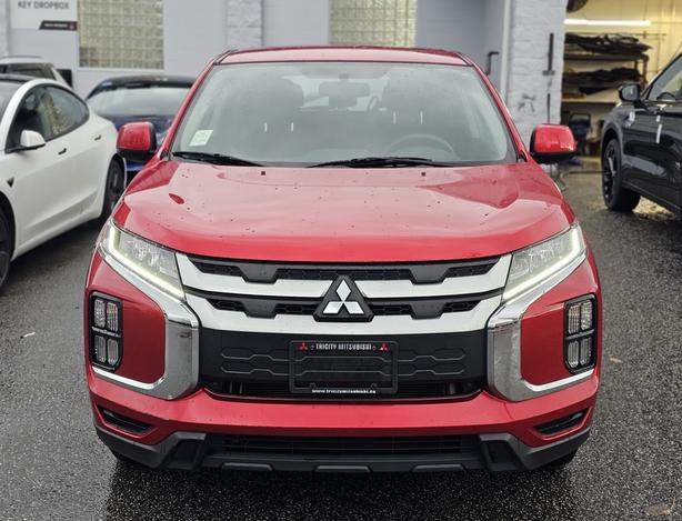 2021 Mitsubishi RVR ES AWC image 2