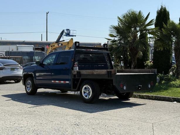2017 Chevrolet Silverado 1500 Flat Deck  6 feet 8 inches Crew Cab 2WD image 7