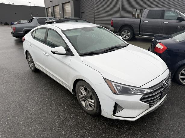 2020 Hyundai Elantra Preferred ! ONE OWNER! HEATED SEATS! APPLE CARPLAY! ANDROID image 1