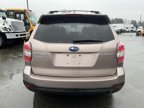 2016 Subaru Forester 2.5i Limited image 4