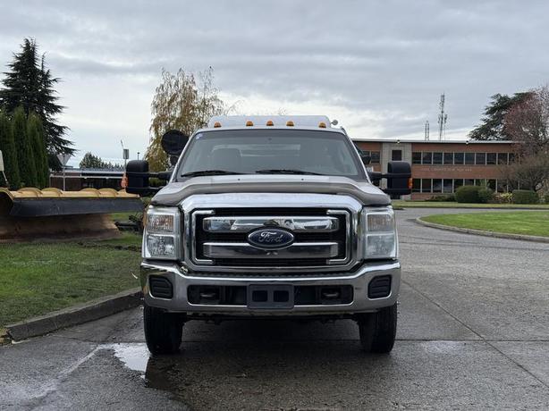 2013 Ford F-350 SD Service Truck 4WD image 3