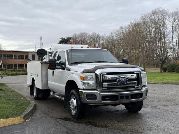 2013 Ford F-350 SD Service Truck 4WD image 2