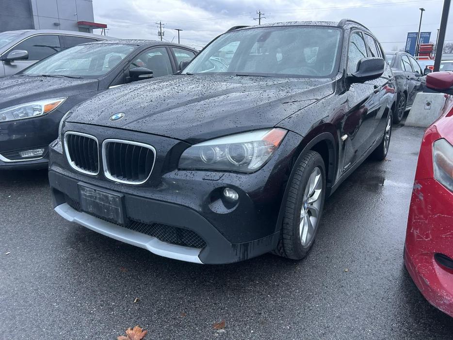 2012 BMW X1 28I AUTO, KEYLESS ENTRY, POWER SEATS AND WINDOWS, BLACK INTERIOR, FM display photo