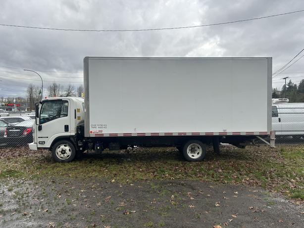 2023 Isuzu NRR image 4