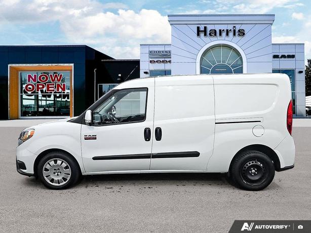 2018 RAM Promaster City SLT |  ParkView Rear Camera! image 3