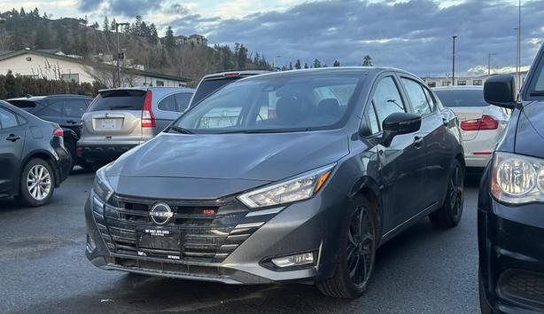 2023 Nissan Versa SR AUTO, KEYLESS ENTRY, BACK UP CAMERA, BLUETOOTH, WHEEL CONTR image 1