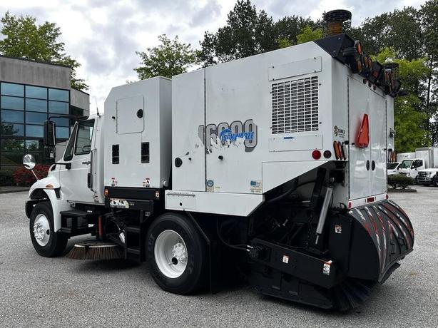 2012 International DuraStar 4300 M6000 Schwarze Sweeper Diesel image 7