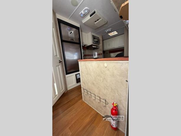 Used 2009 Cruiser Fun Finder X X-189 FBR image 8