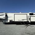 Used 2024 Keystone RV Montana High Country 381TB thumbnail image 4