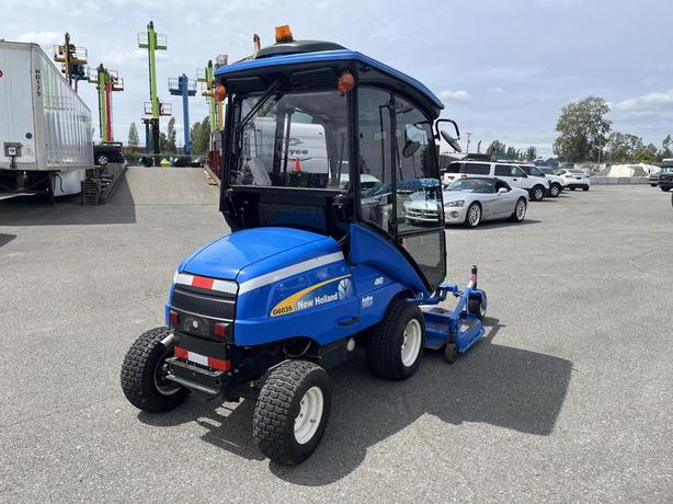 2011 New Holland G6035 Front mounted 60-inch mower deck Diesel image 5