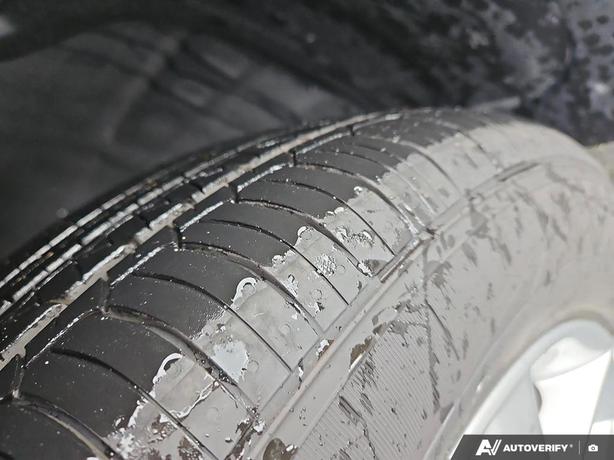 2025 Kia Soul EX | No Reported Accidents | One Owner | Low KM!! image 7