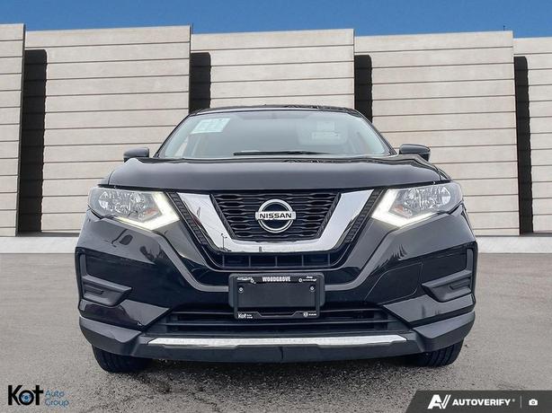 2017 Nissan Rogue S image 2
