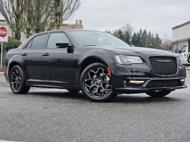 2021 Chrysler 300 S - Parking Sensors, Leather, Heated Seats image 3