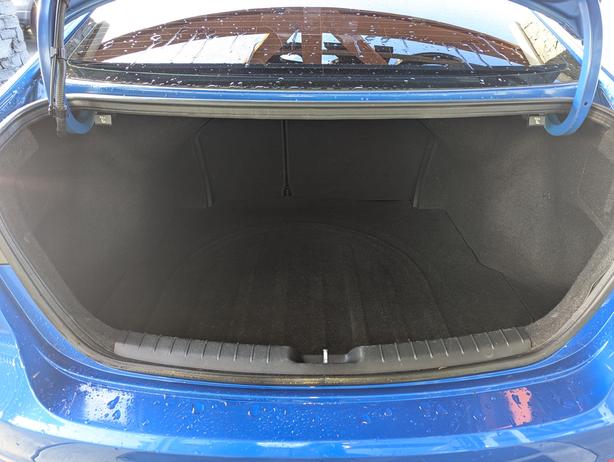 2017 Hyundai Elantra GL - Heated Seats/Steering Wheel, Phone Projection image 8