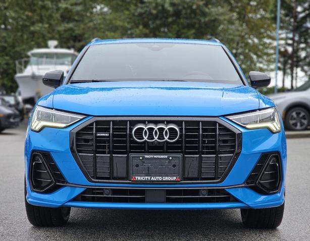 2021 Audi Q3 Technik- Black Optics, S Line, No Accidents image 2
