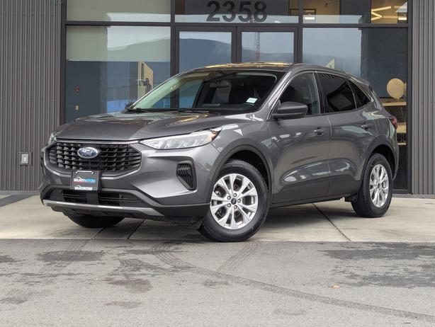 2023 Ford Escape Active - AWD, Phone Projection, Heated Seats image 1