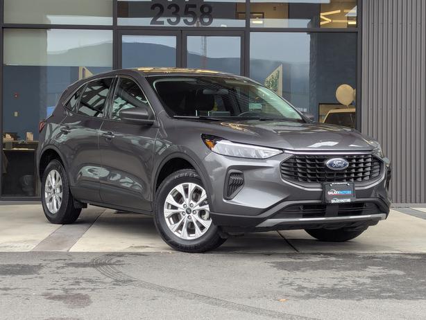 2023 Ford Escape Active - AWD, Phone Projection, Heated Seats image 4