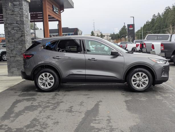 2023 Ford Escape Active - AWD, Phone Projection, Heated Seats image 5