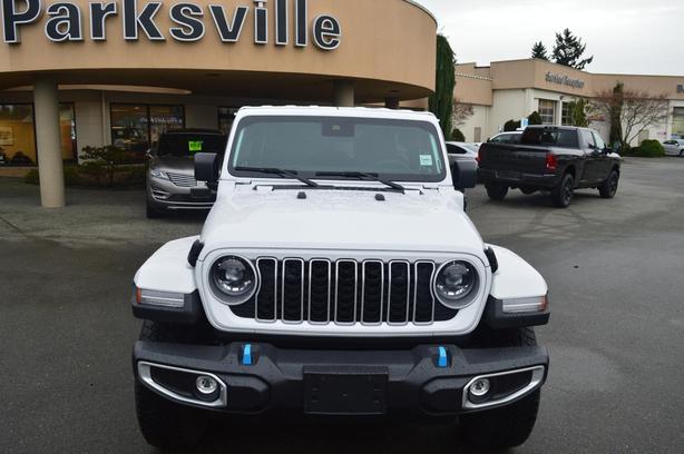 2024 Jeep Wrangler 4xe Sahara image 8