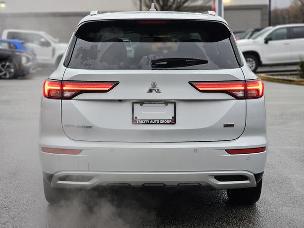 2024 Mitsubishi Outlander SEL - One Owner, Navigation, 360 Cameras, Sunroof image 6