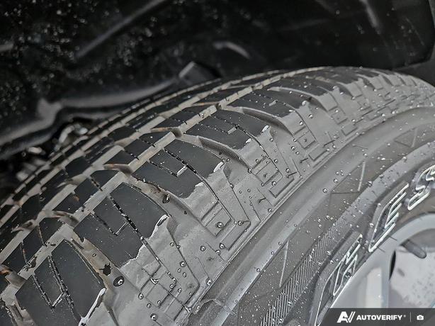 2025 RAM 1500 Tradesman 4x4 Crew Cab 6'4 Box | One Owner | No Reported Accidents image 7