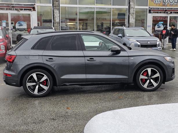 2023 Audi Q5 Technik - One Owner, Navigation, Ventilated Seats image 4