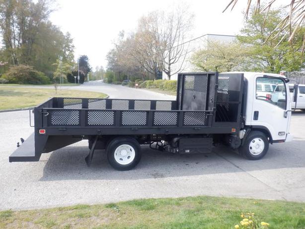 2015 Isuzu NPR 12 Foot  Flat Deck 3 Seater Diesel image 6