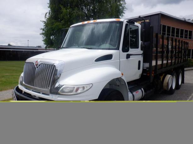 2015 International 4400 20 Foot Flat Deck Dually Diesel With Air Brakes image 2