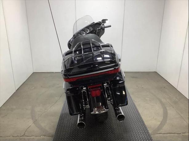 2018 Harley-Davidson FLHTK Shrine Ultra Limited Motorcycle image 4