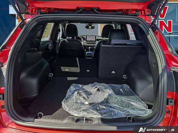 2025 Jeep Compass Altitude image 7